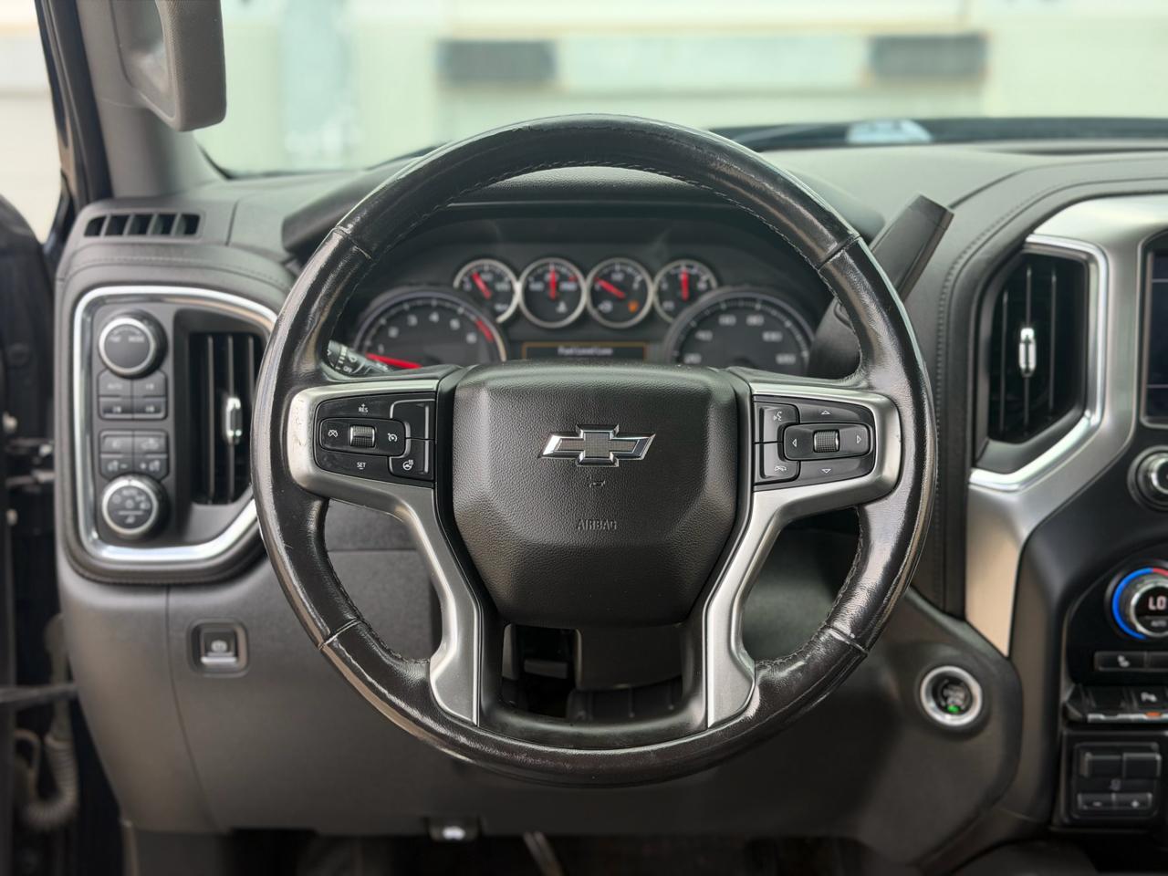 Chevrolet Silverado 1500 RST Crew Cab Long Box 4WD 2020