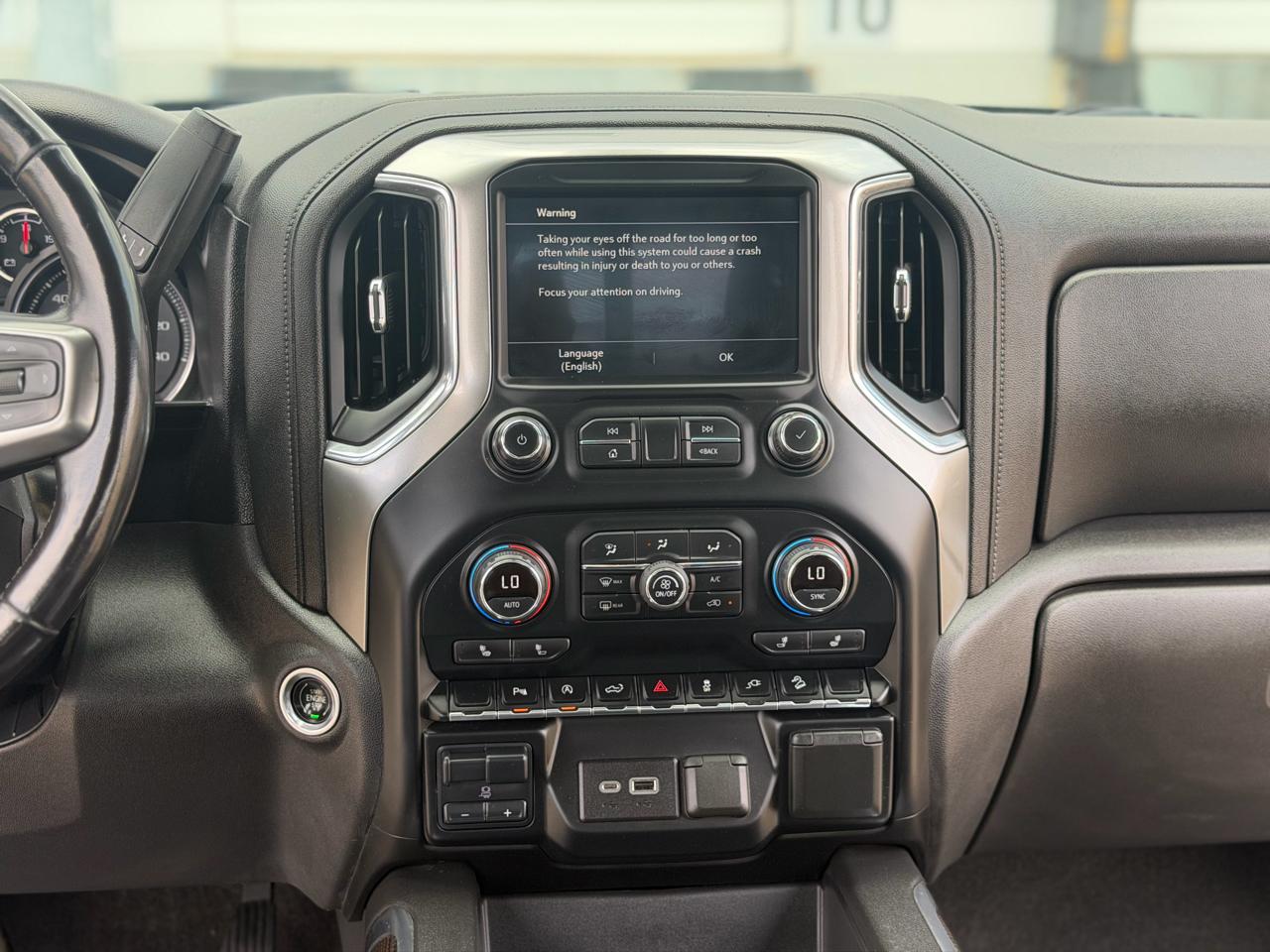 Chevrolet Silverado 1500 RST Crew Cab Long Box 4WD 2020