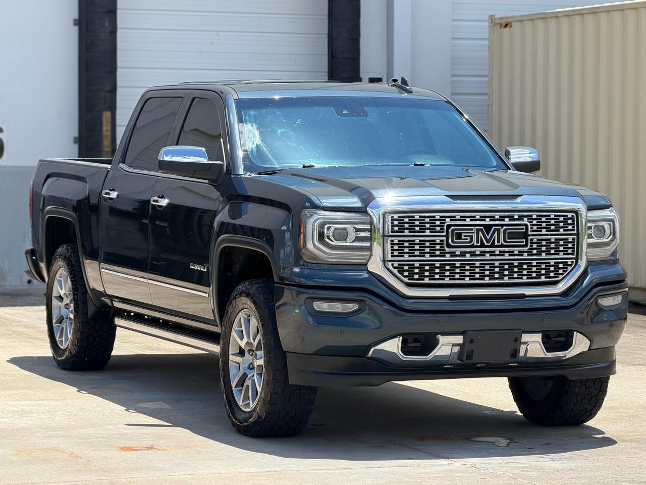 GMC Sierra 1500 Denali Crew Cab Long Box 2WD 2018