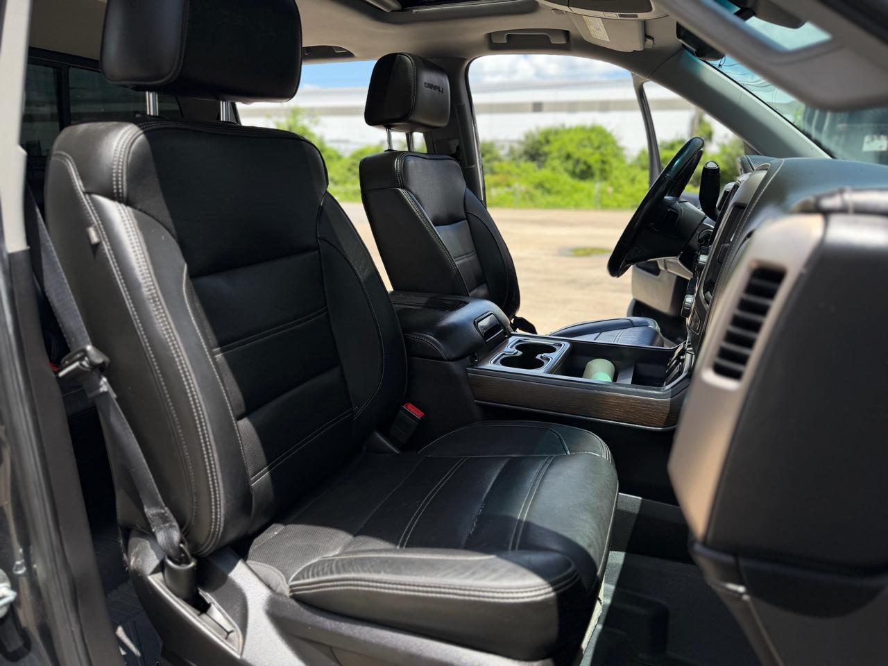 GMC Sierra 1500 Denali Crew Cab Long Box 2WD 2018