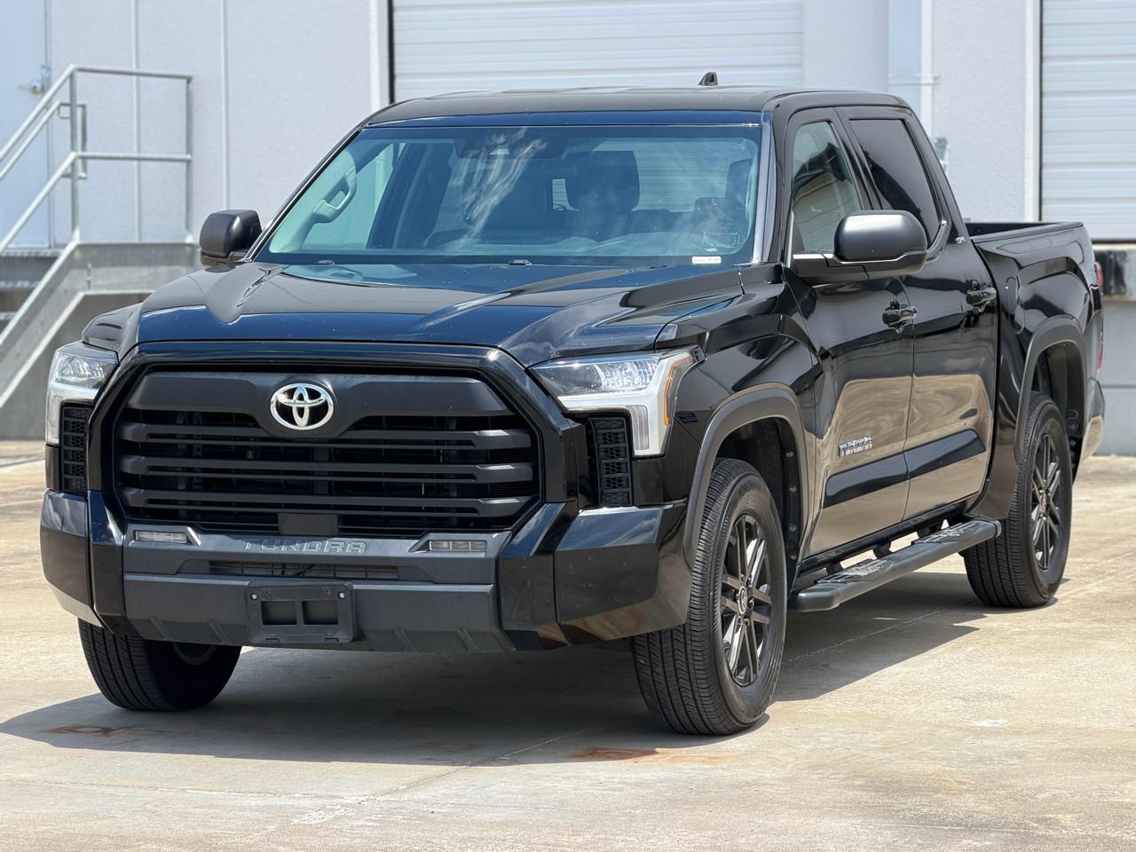 Toyota Tundra SR5 CrewMax 2WD 2022