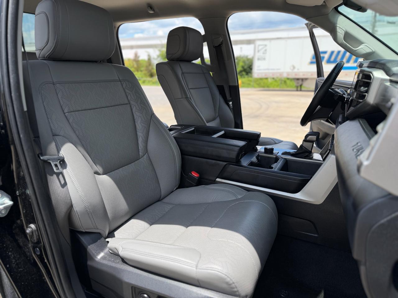Toyota Tundra SR5 CrewMax 2WD 2022