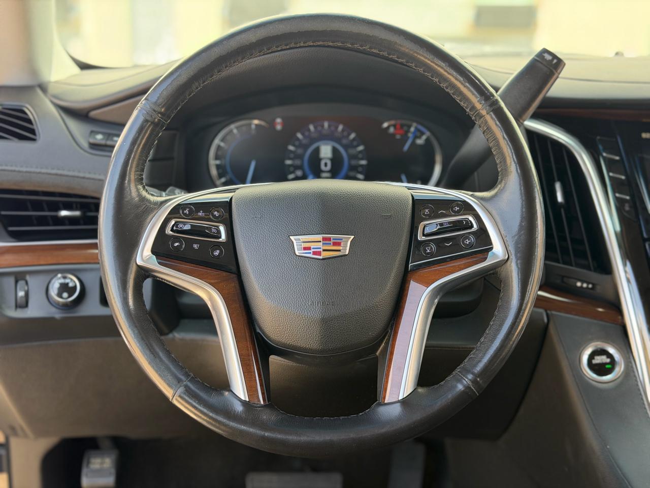 Cadillac Escalade 4WD 4dr Premium Luxury 2019