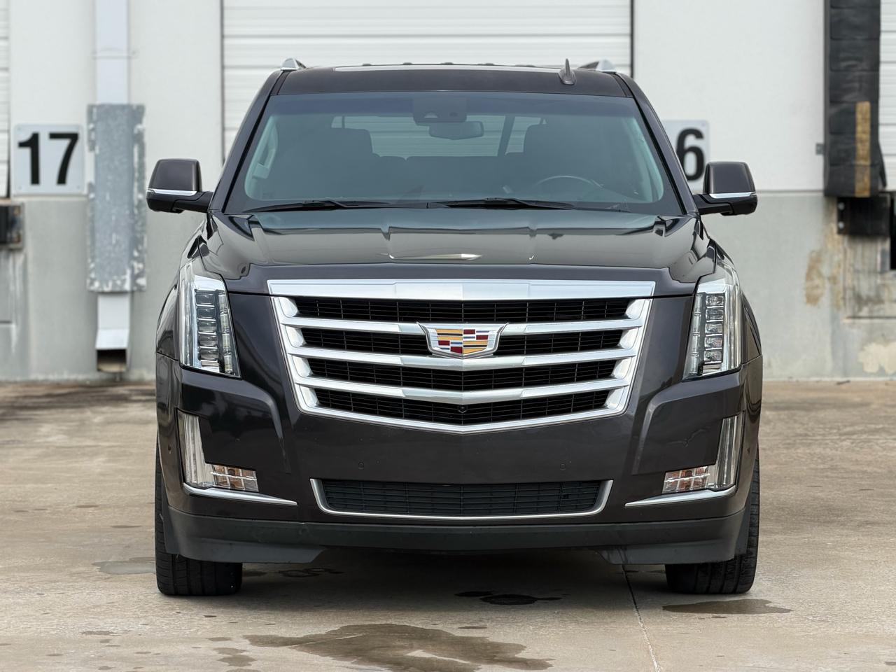Cadillac Escalade ESV 2WD Luxury 2017