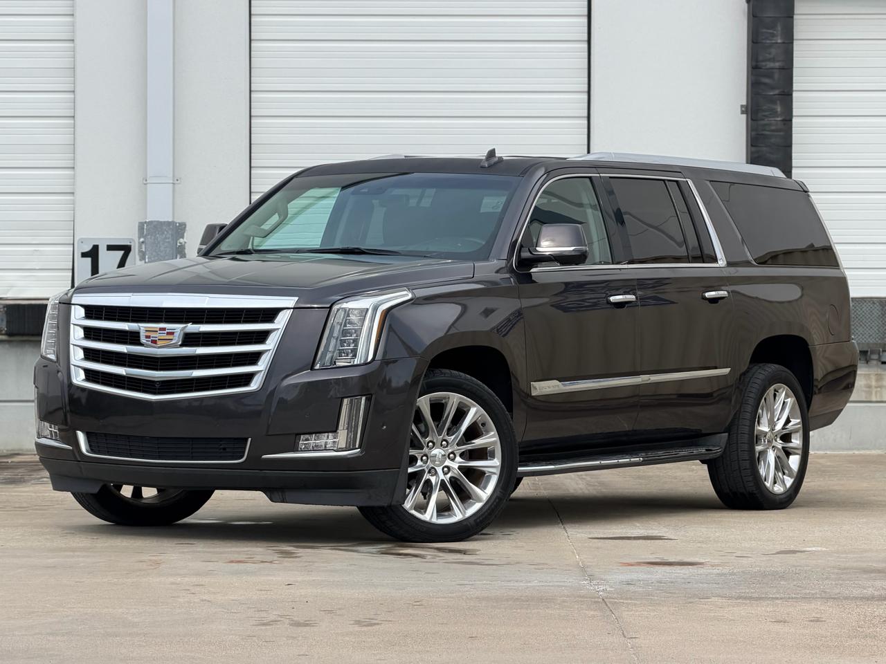 Cadillac Escalade ESV 2WD Luxury 2017