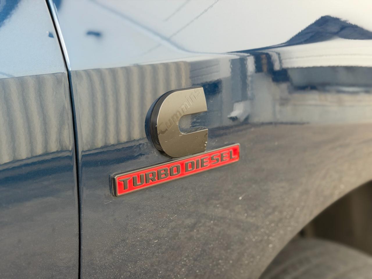 RAM 2500 SLT Mega Cab 4WD 2022