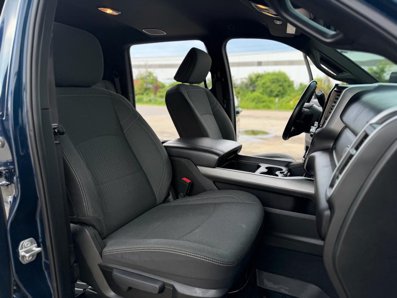 RAM 2500 SLT Mega Cab 4WD 2022