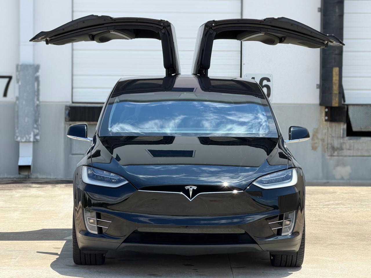 Tesla Model X 75D 2018