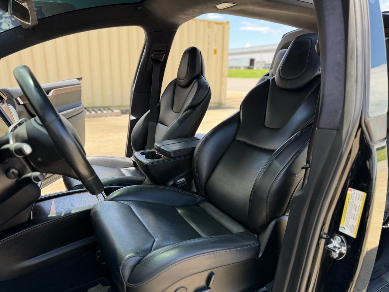 Tesla Model X 75D 2018