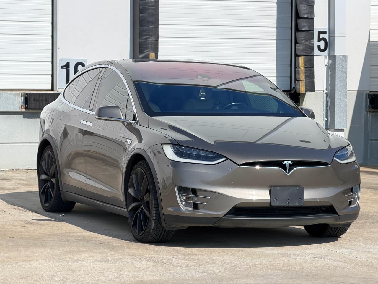 Tesla Model X P90D 2016