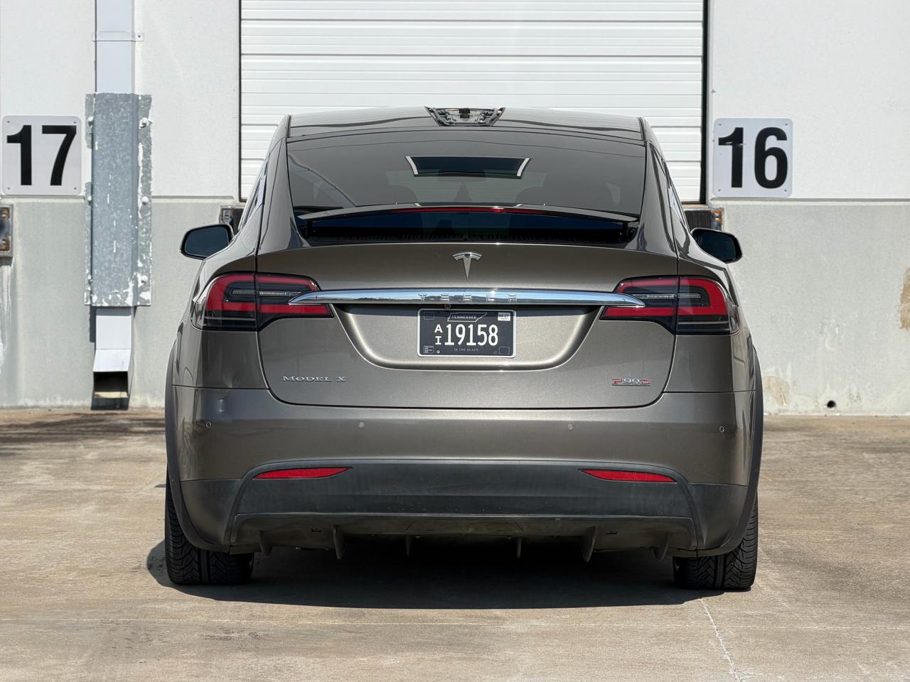 Tesla Model X P90D 2016
