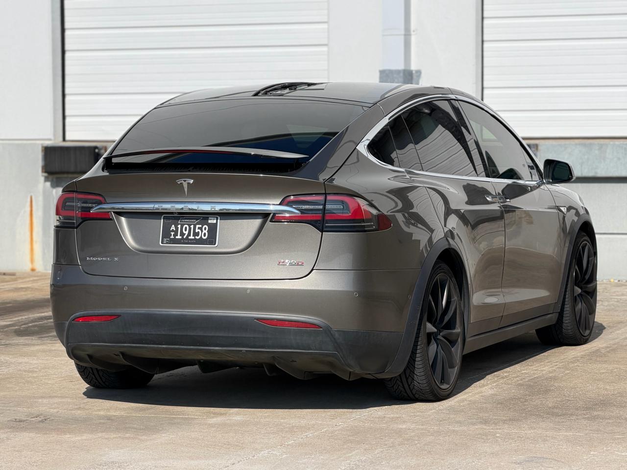Tesla Model X P90D 2016