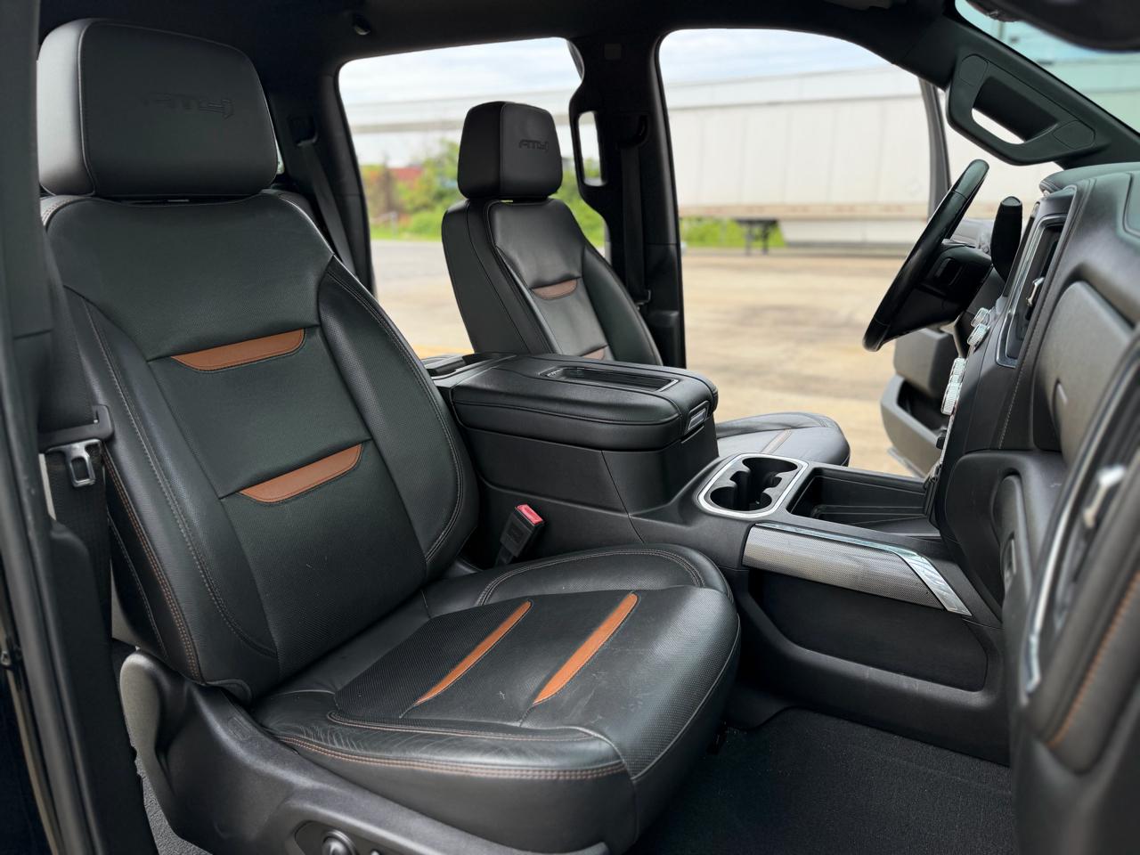 GMC Sierra 1500 AT4 Crew Cab Long Box 4WD 2019