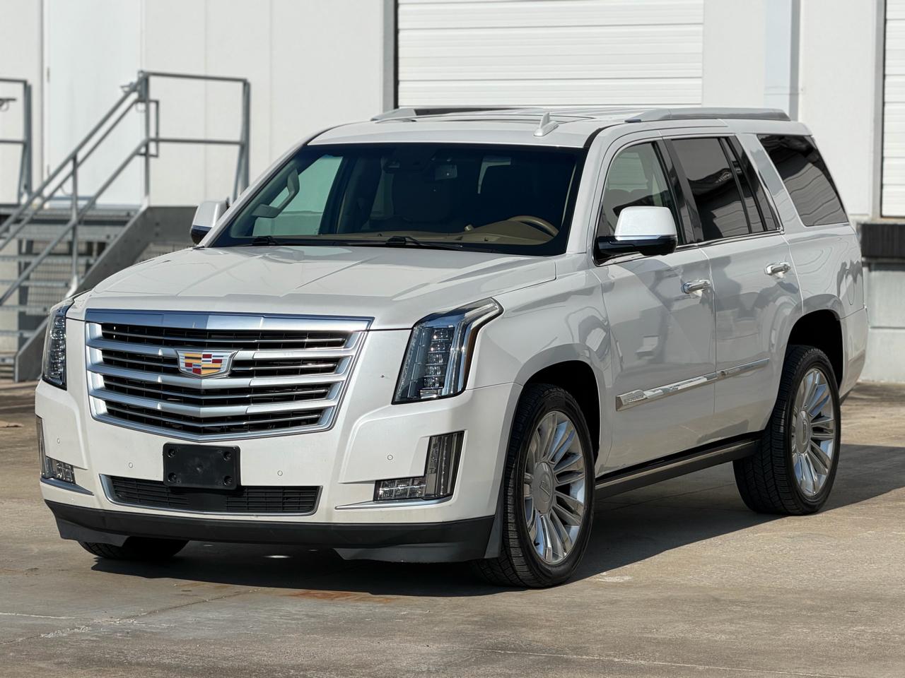 Cadillac Escalade Platinum 4WD 2016