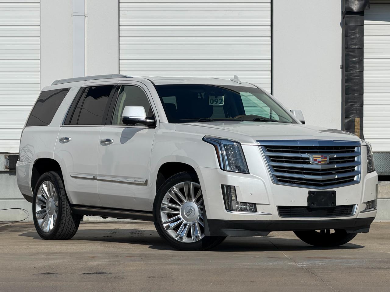Cadillac Escalade Platinum 4WD 2016