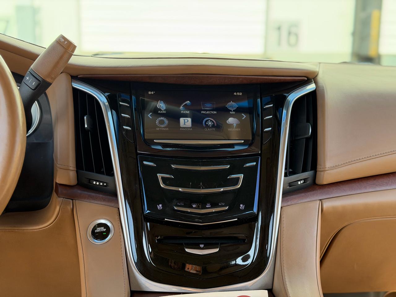 Cadillac Escalade Platinum 4WD 2016