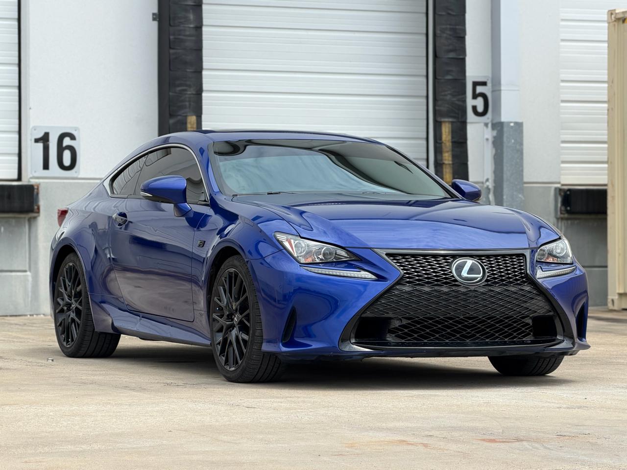 Lexus RC 200t Base 2016