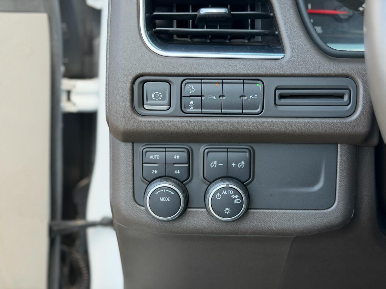 Chevrolet Suburban Z71 2021