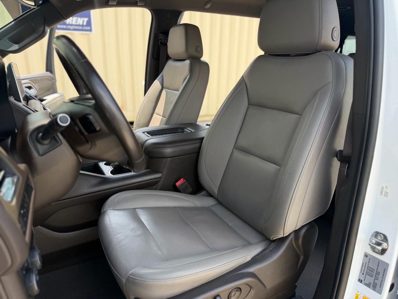 2022 Chevrolet Suburban LT - Photo 8