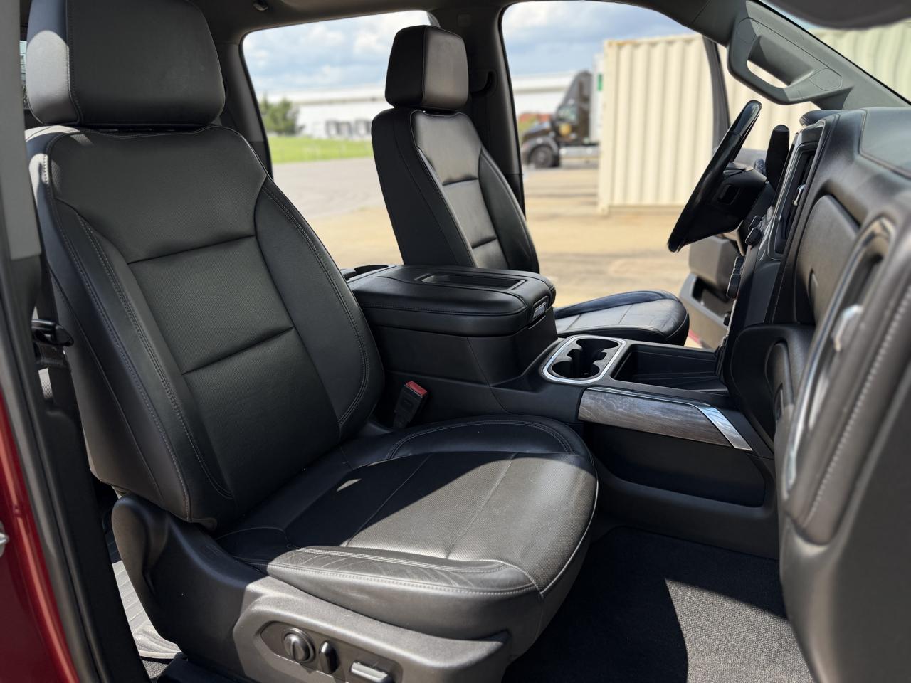 Chevrolet Silverado 1500 4WD Crew Cab 147" LTZ 2020