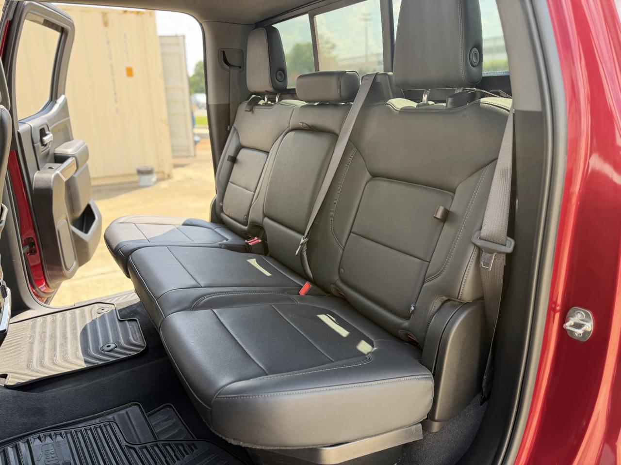 Chevrolet Silverado 1500 4WD Crew Cab 147" LTZ 2020