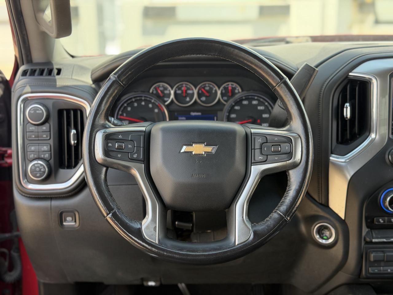 Chevrolet Silverado 1500 4WD Crew Cab 147" LTZ 2020