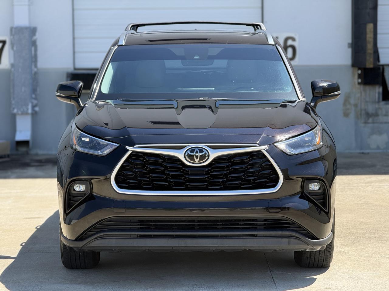 Toyota Highlander XLE FWD V6 2021