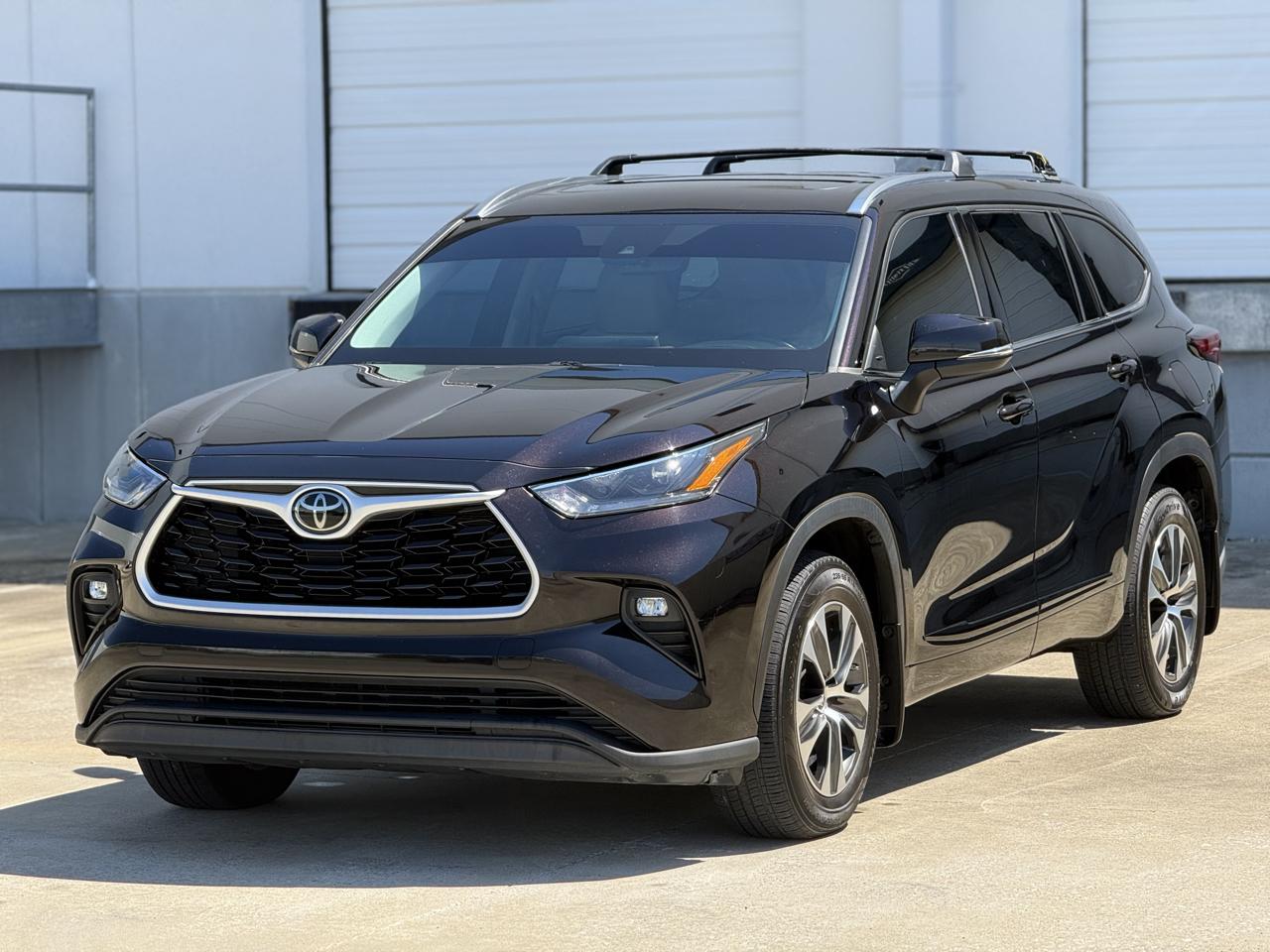 Toyota Highlander XLE FWD V6 2021