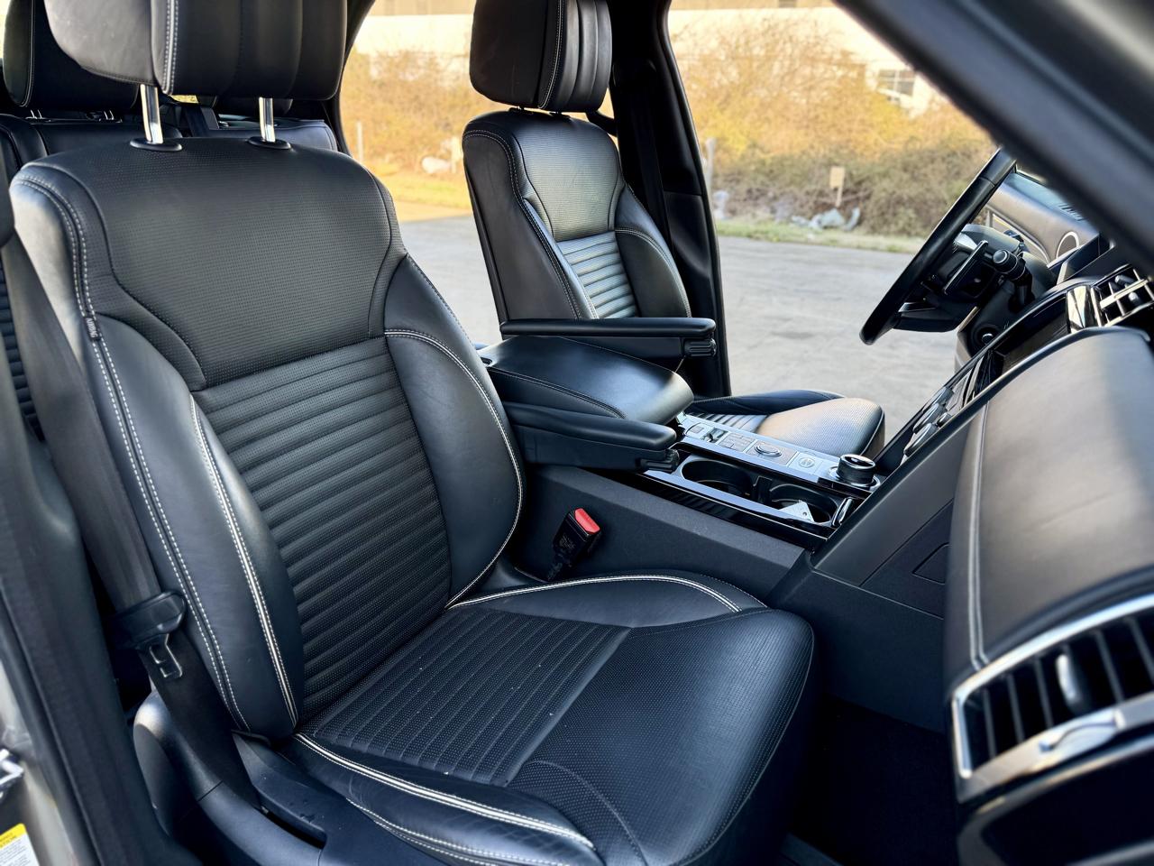 Land Rover Discovery HSE Luxury 2017