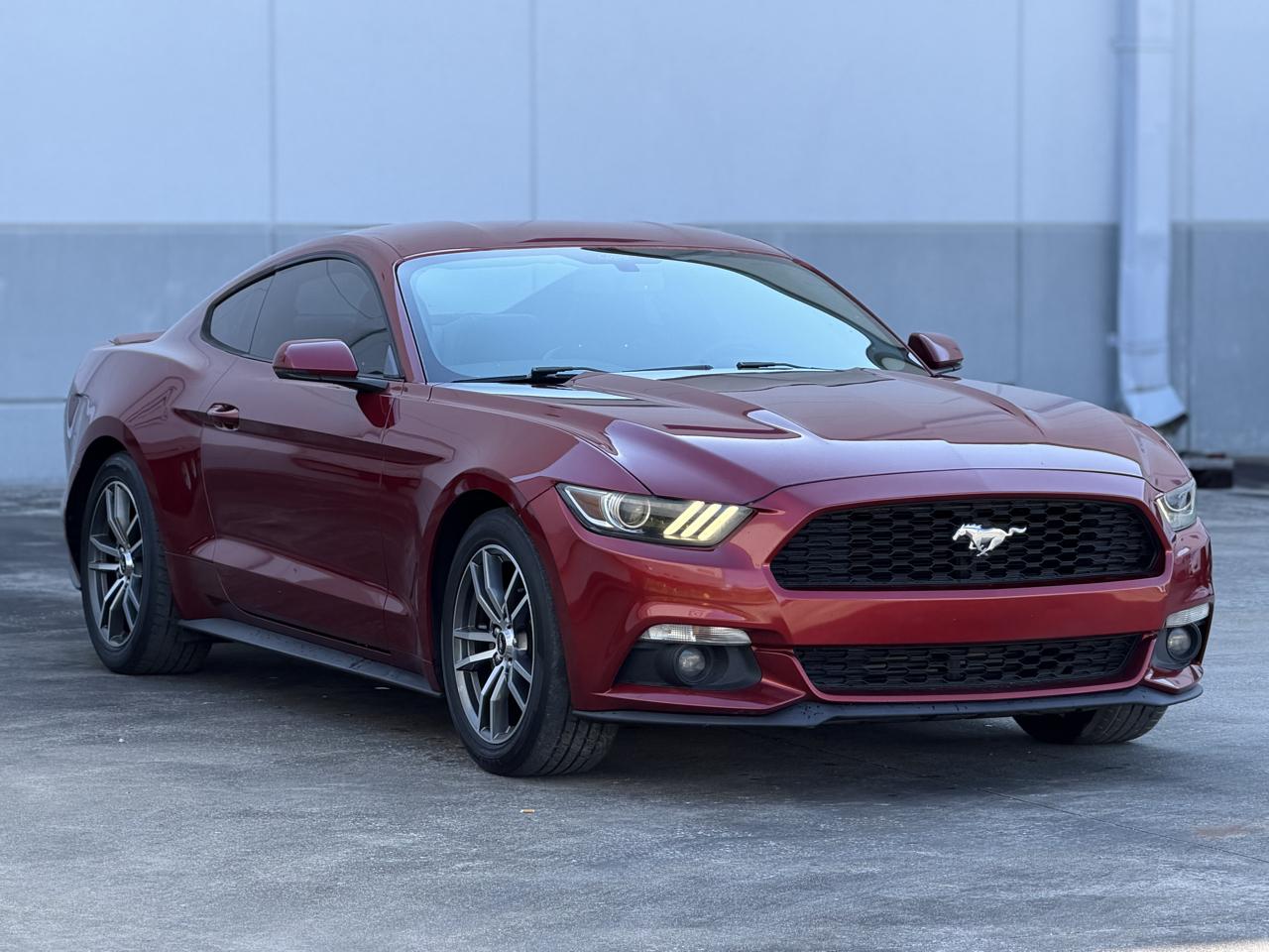 Ford Mustang EcoBoost Coupe 2017