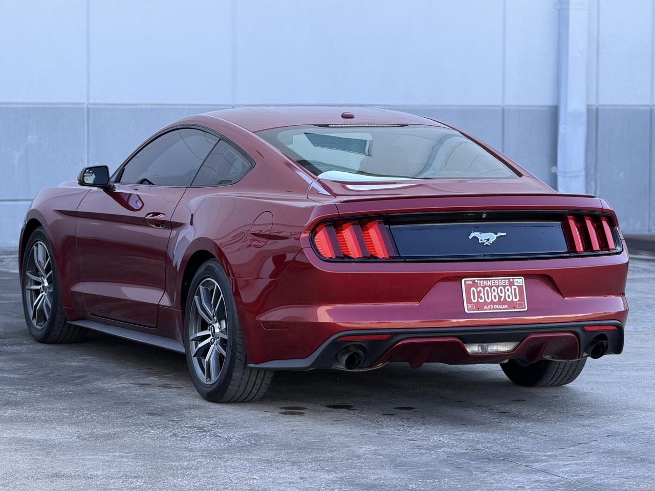 Ford Mustang EcoBoost Coupe 2017