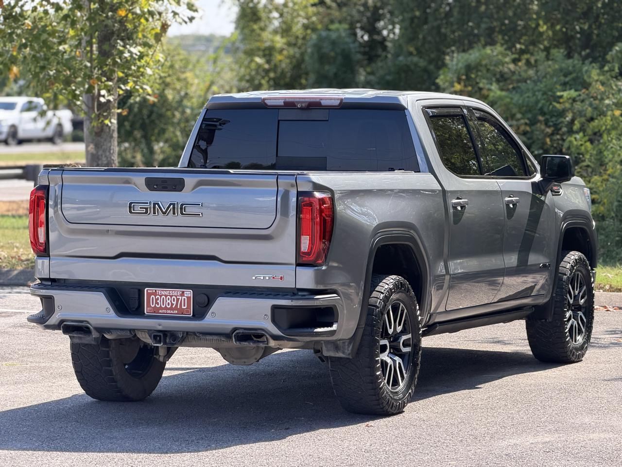GMC Sierra 1500 AT4 Crew Cab Short Box 4WD 2020