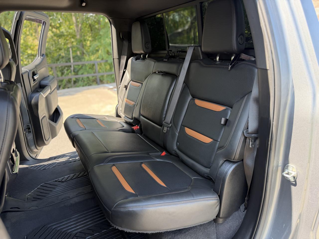 GMC Sierra 1500 AT4 Crew Cab Short Box 4WD 2020