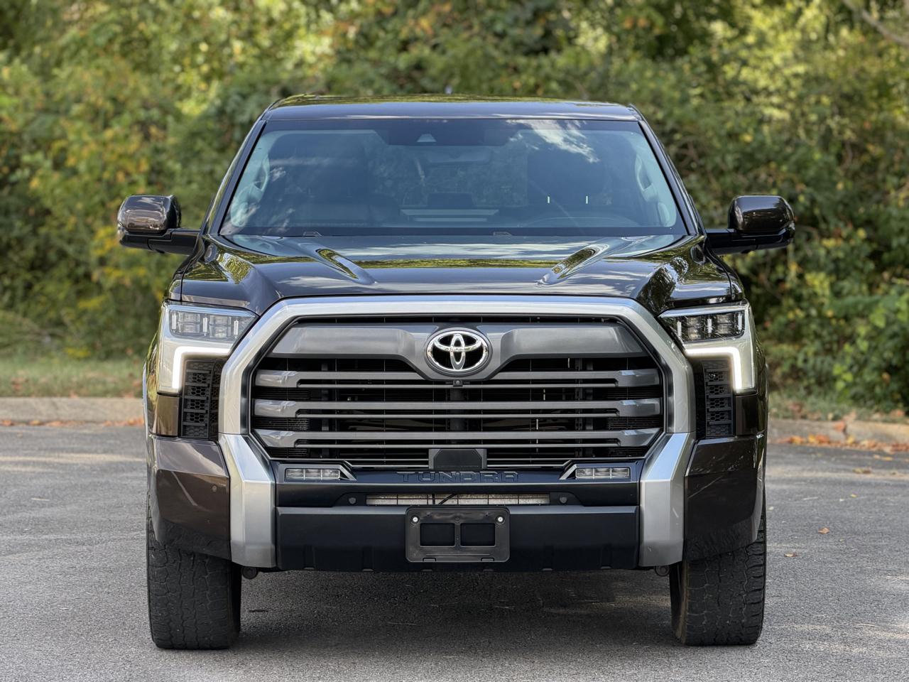 Toyota Tundra Limited CrewMax 4WD Long Bed 2022