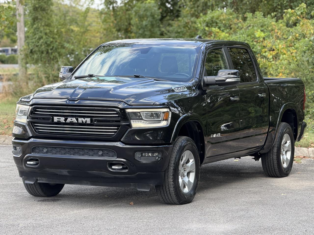 RAM 1500 Laramie Crew Cab SWB 4WD 2021