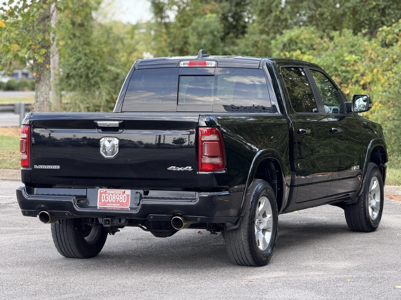 RAM 1500 Laramie Crew Cab SWB 4WD 2021