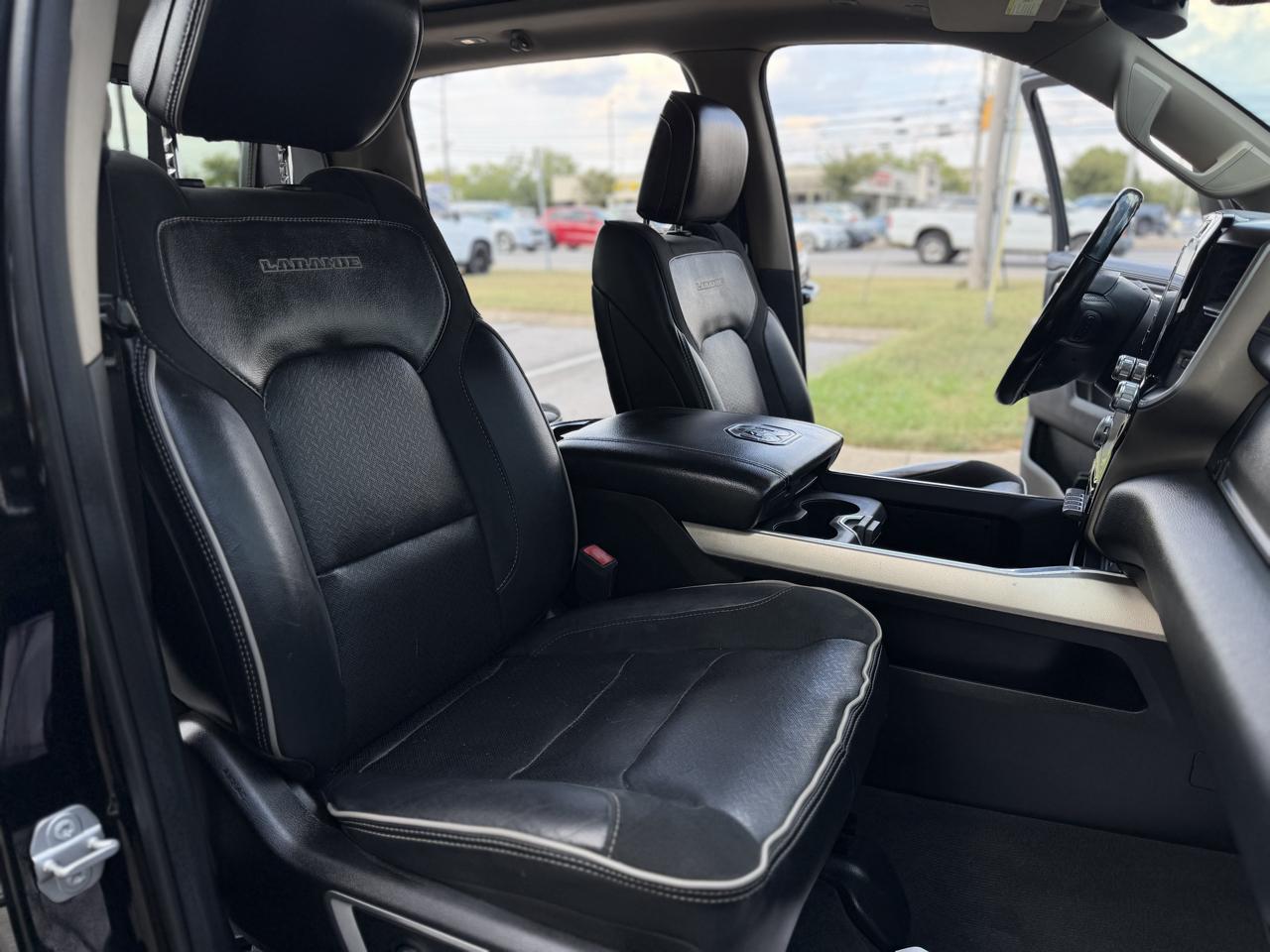 RAM 1500 Laramie Crew Cab SWB 4WD 2021
