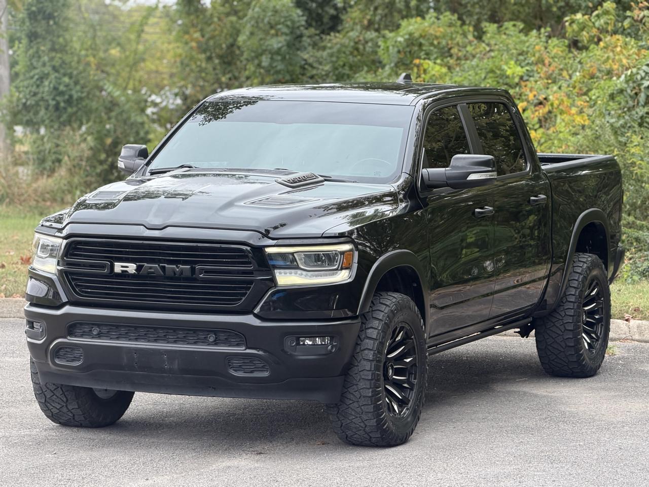 RAM 1500 Laramie Crew Cab SWB 4WD 2020