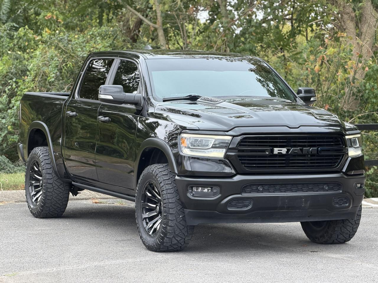 RAM 1500 Laramie Crew Cab SWB 4WD 2020