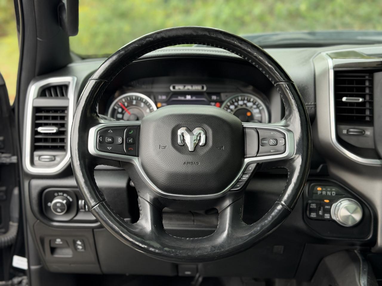 RAM 1500 Laramie Crew Cab SWB 4WD 2020