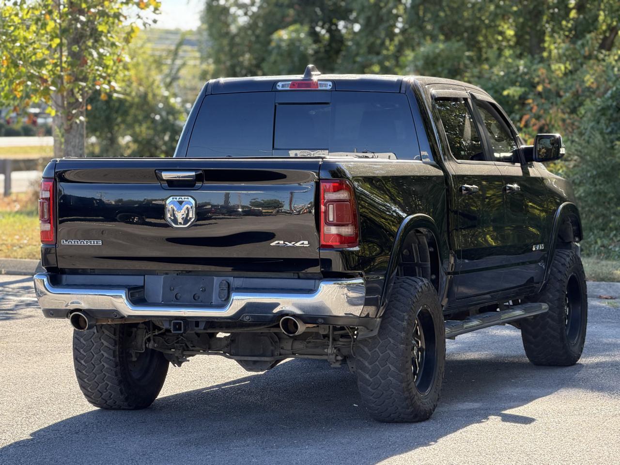 RAM 1500 Laramie Crew Cab SWB 4WD 2020