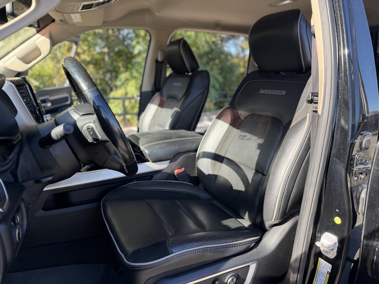 RAM 1500 Laramie Crew Cab SWB 4WD 2020