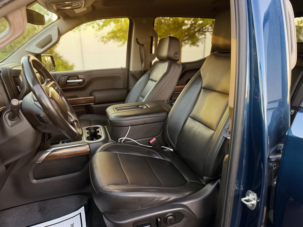 Chevrolet Silverado 1500 4WD Crew Cab 157" RST 2020
