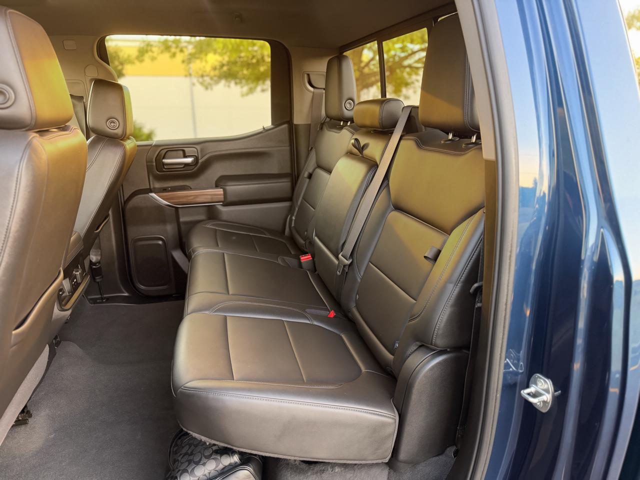 Chevrolet Silverado 1500 4WD Crew Cab 157" RST 2020