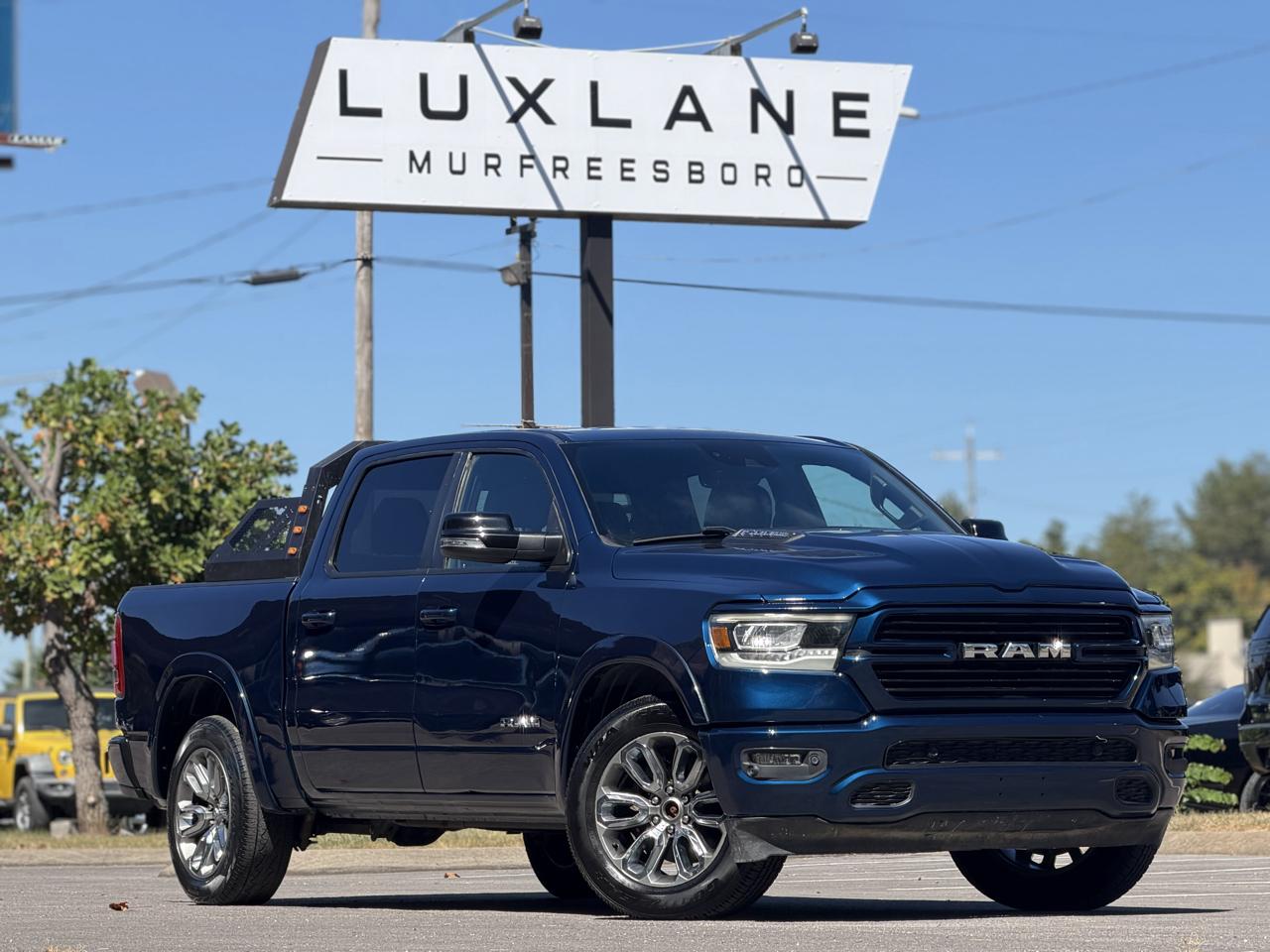 RAM 1500 Laramie Crew Cab SWB 4WD 2021