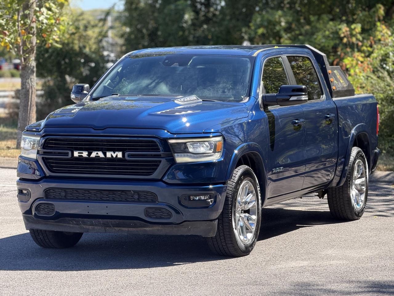 RAM 1500 Laramie Crew Cab SWB 4WD 2021