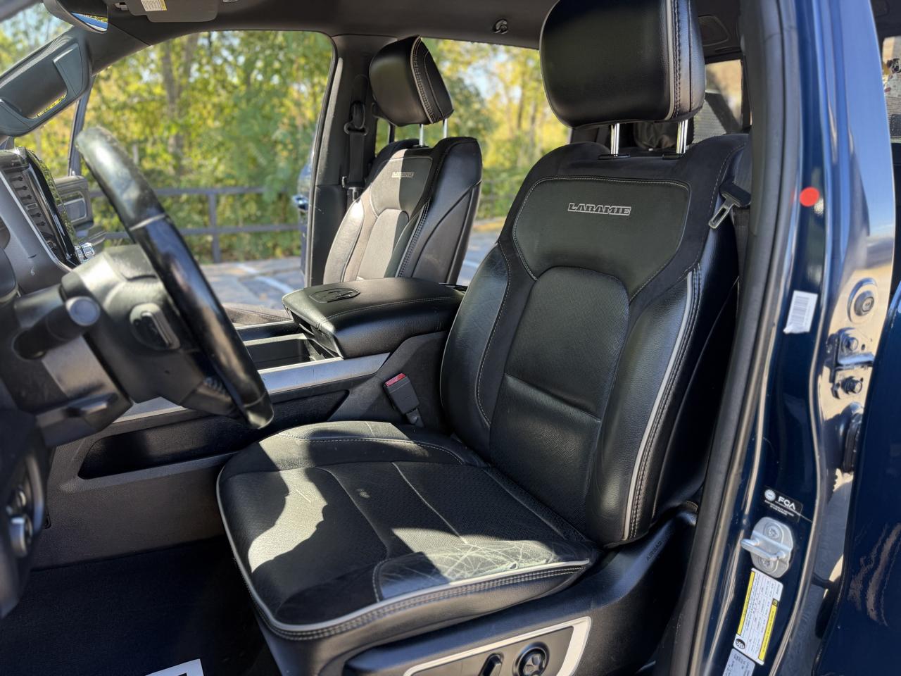 RAM 1500 Laramie Crew Cab SWB 4WD 2021