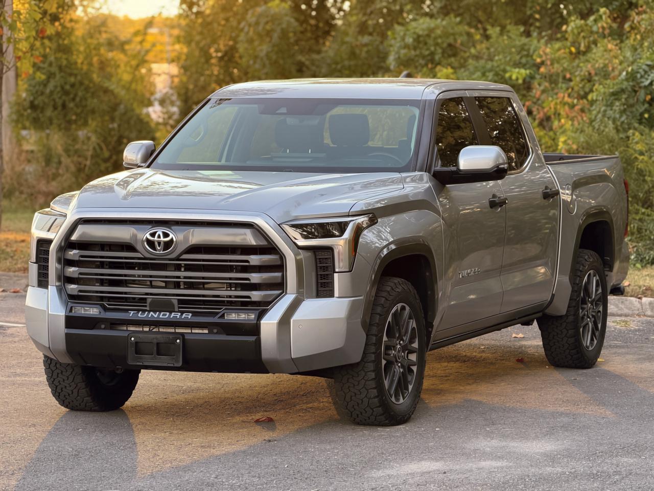 Toyota Tundra Limited CrewMax 4WD 2024