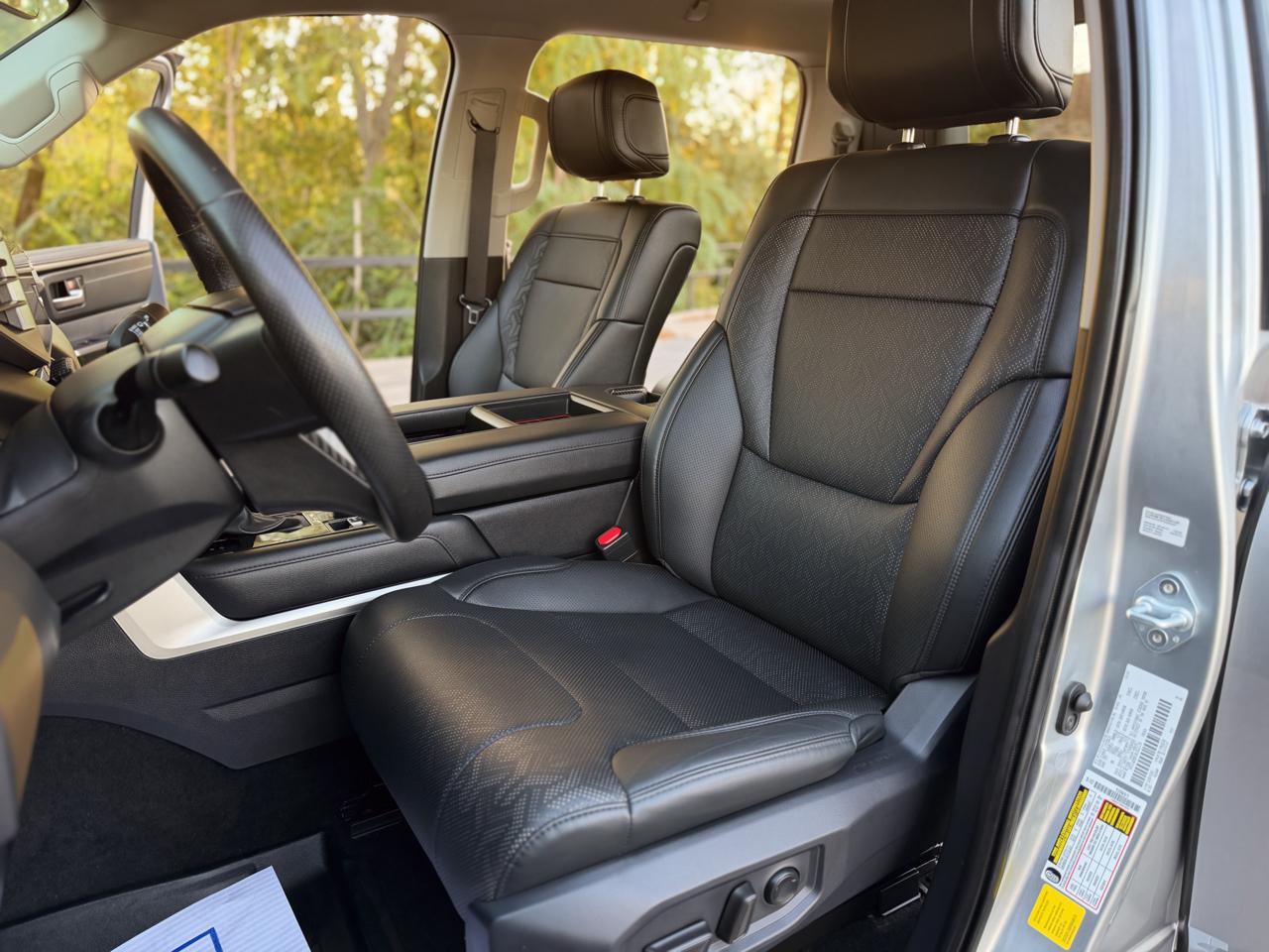 Toyota Tundra Limited CrewMax 4WD 2024