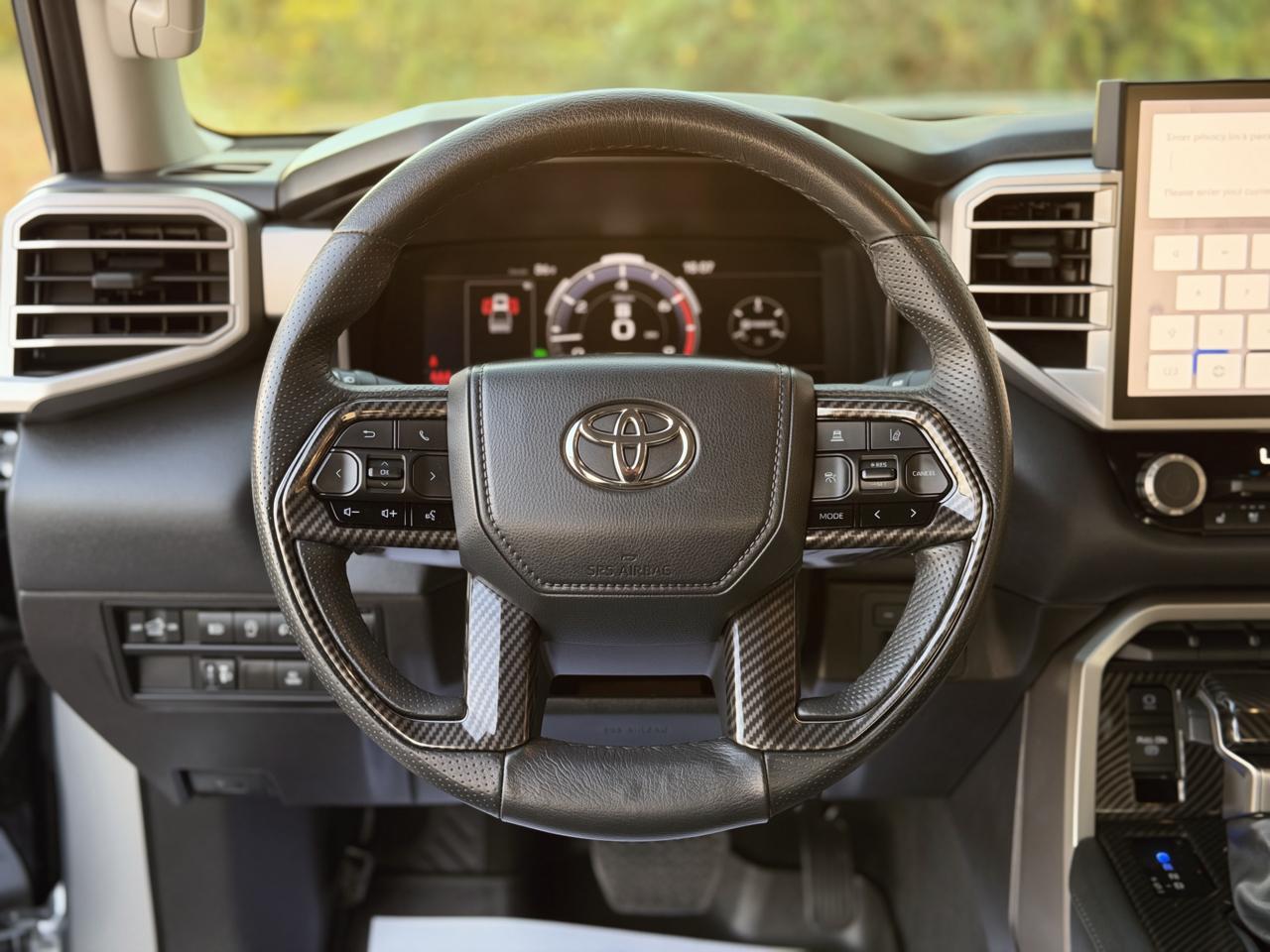 Toyota Tundra Limited CrewMax 4WD 2024